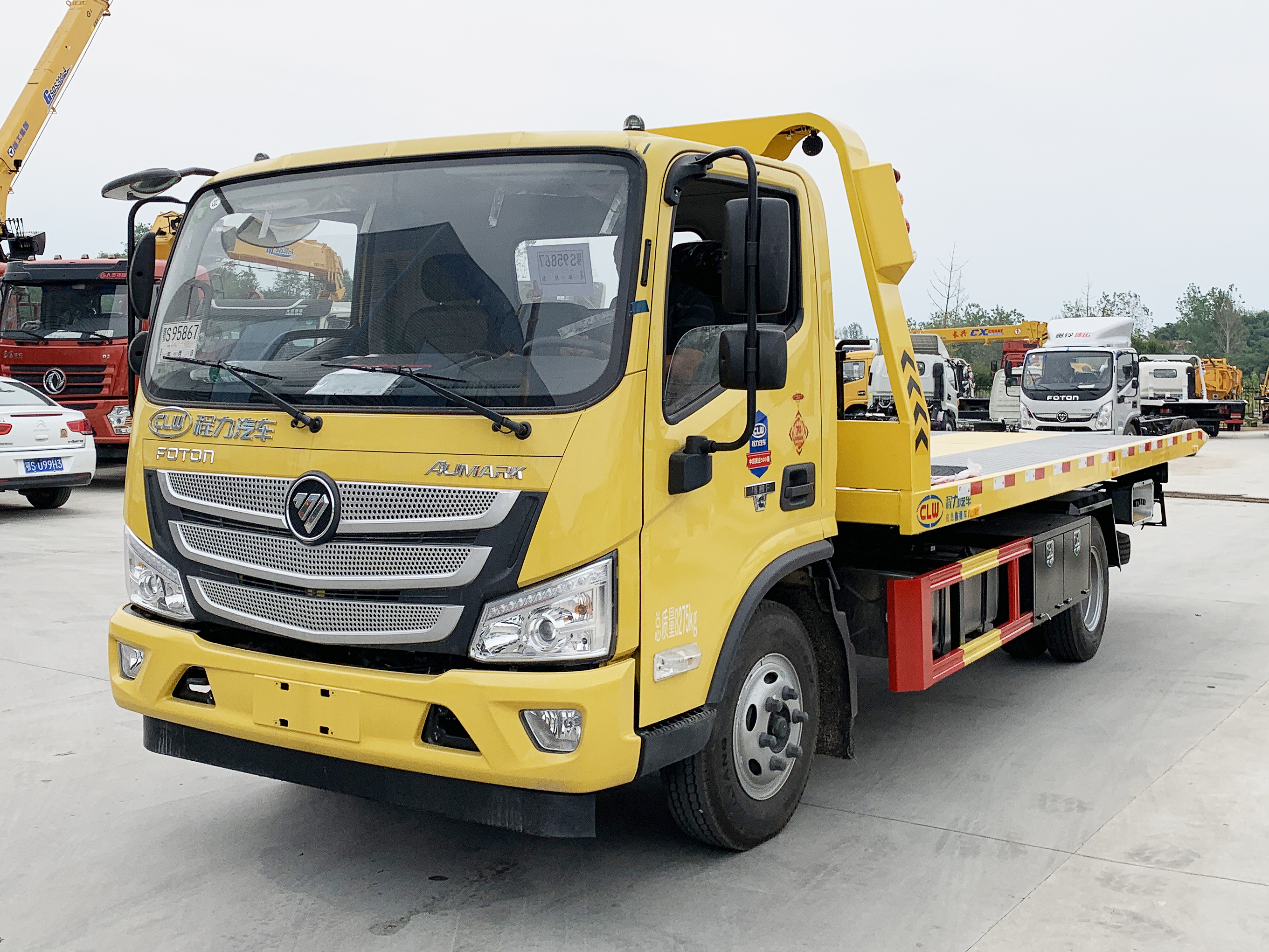 國(guó)六藍牌歐馬可一拖二清障車